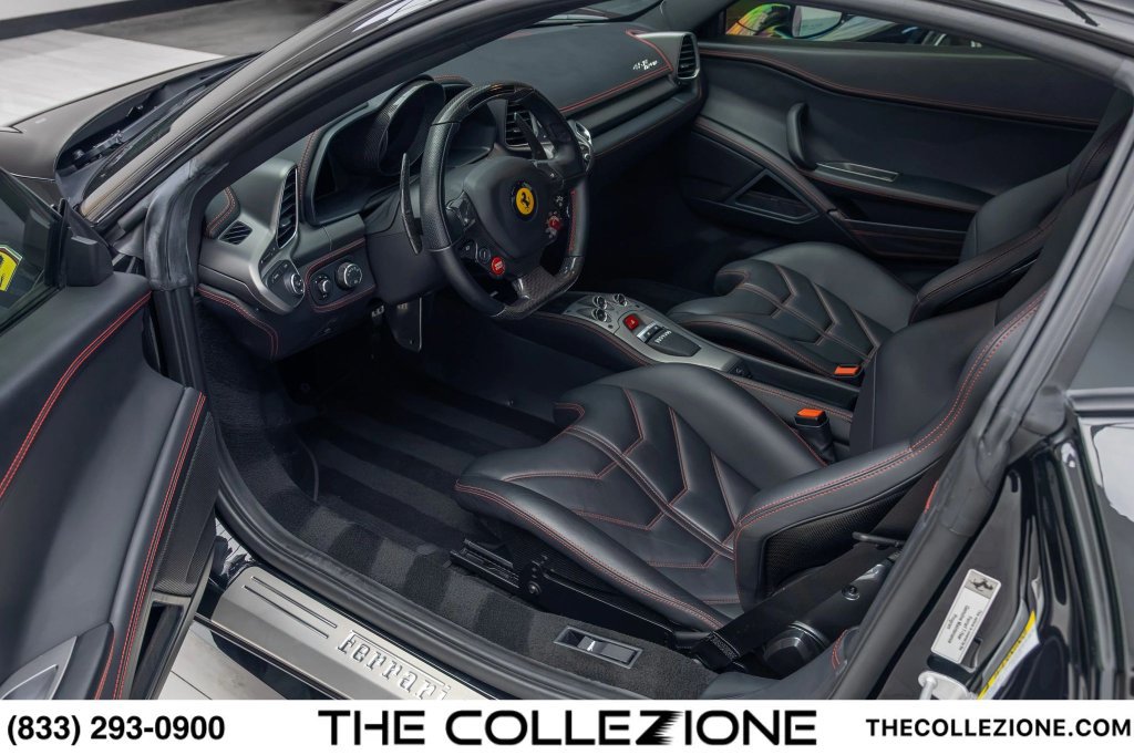 Used 2014 Ferrari 458 Italia Coupe RWD image 39