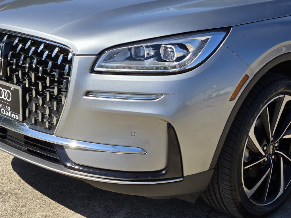 Used 2023 Lincoln Corsair Reserve w/ Equipment Group 201A FWD image 12