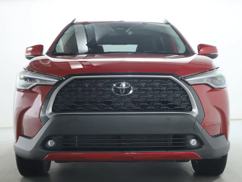 Certified 2023 Toyota Corolla Cross XLE w/ Convenience Package FWD image 5