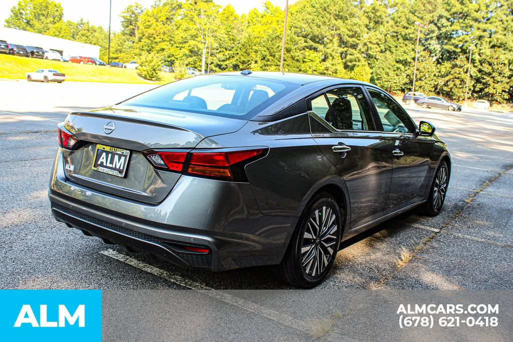 Used 2025 Nissan Altima 2.5 SV FWD image 5