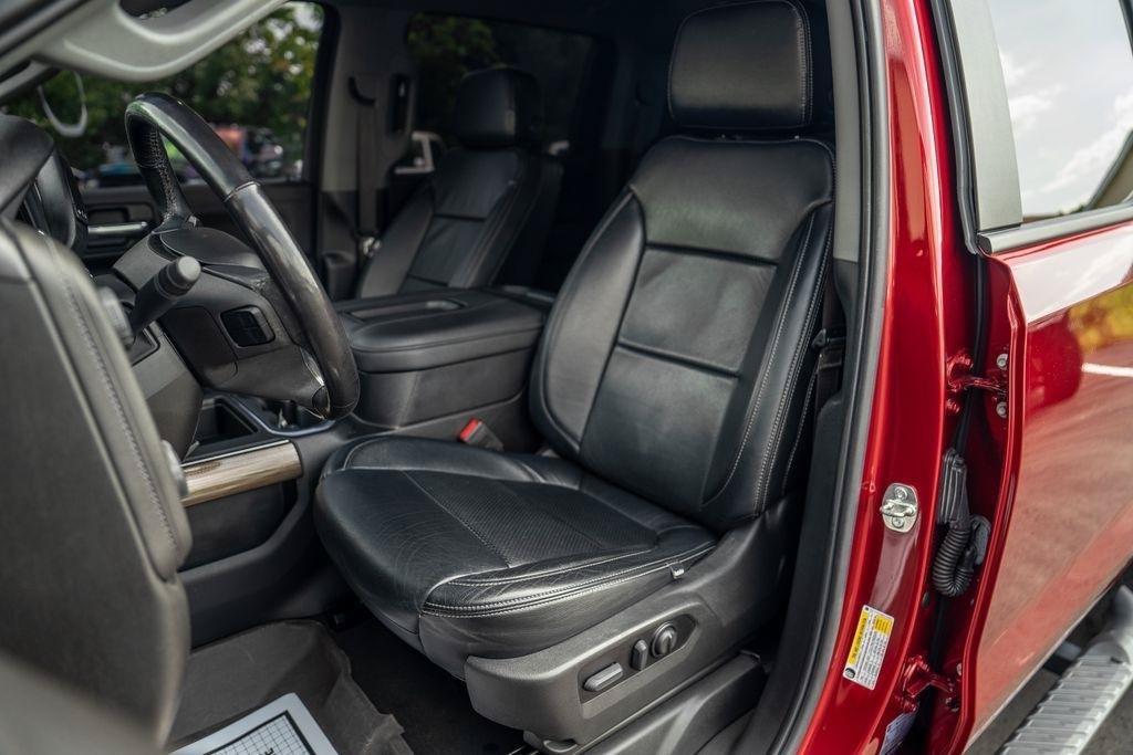 Used 2021 Chevrolet Silverado 1500 RST w/ Z71 Off-Road Package AWD/4WD image 14
