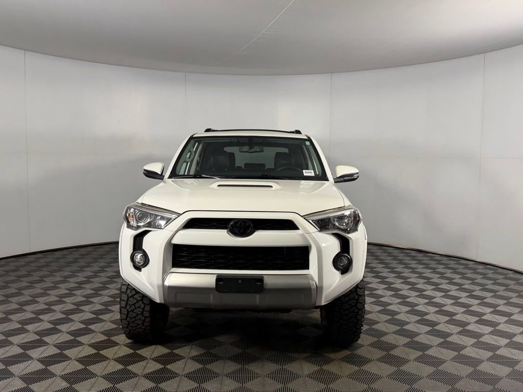 Used 2019 Toyota 4Runner TRD Off-Road Premium AWD/4WD image 10
