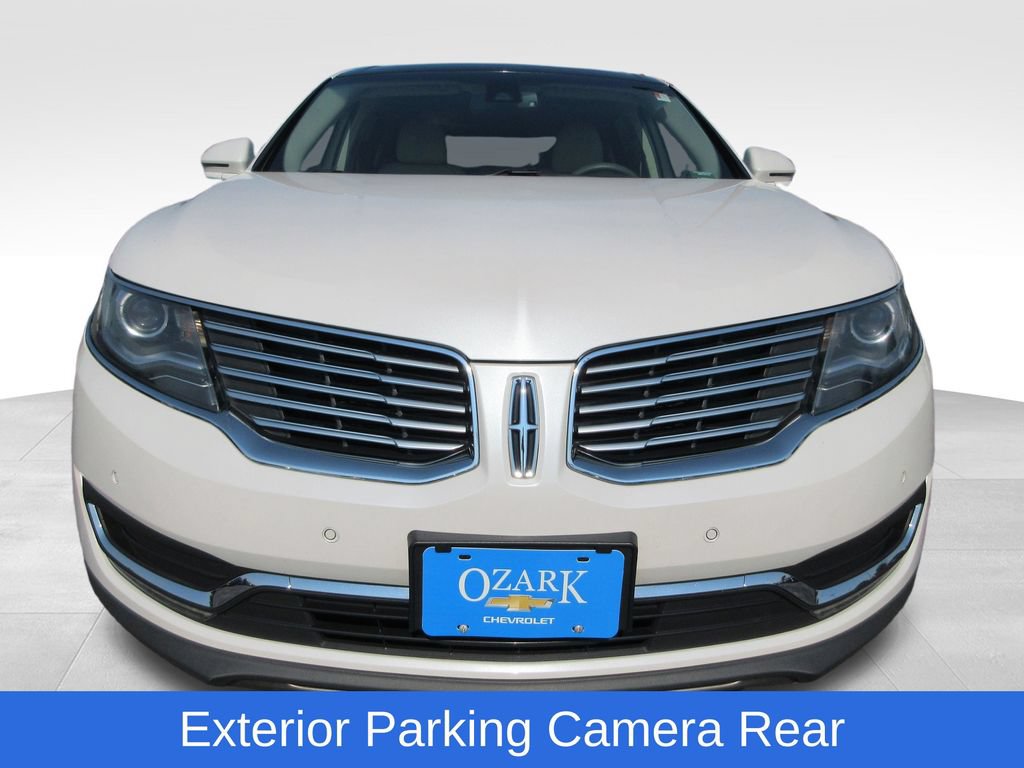 Used 2018 Lincoln MKX Reserve w/ Driver Assistance Package FWD image 9