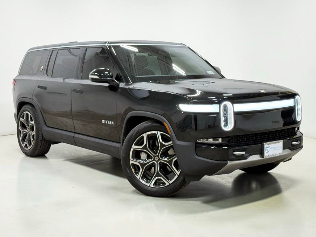 Used 2024 Rivian R1S Adventure AWD/4WD image 4