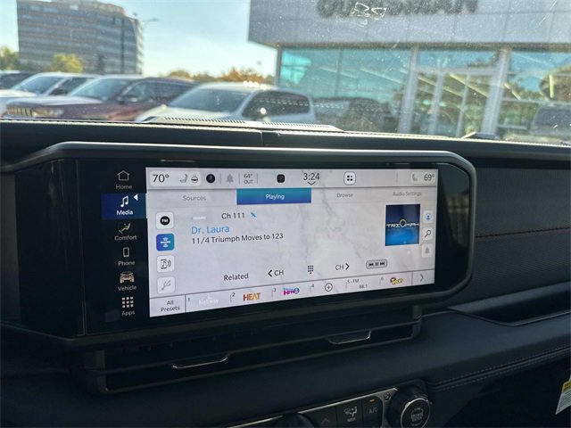 New 2026 Jeep Wrangler Unlimited Rubicon w/ Steel Bumper Group image 12