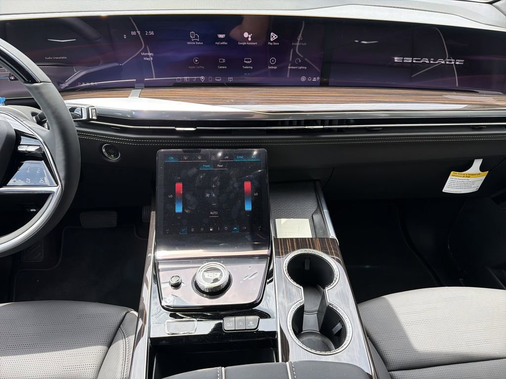 New 2026 Cadillac Escalade Luxury w/ Touring Package AWD/4WD image 19