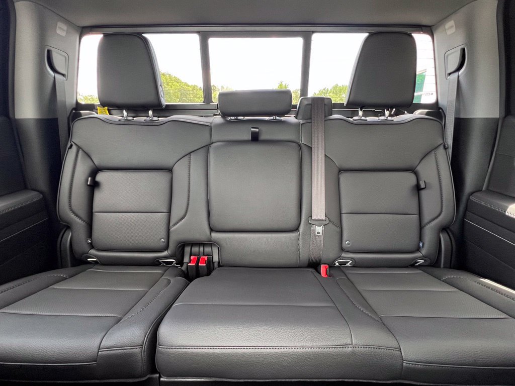 New 2026 GMC Sierra 1500 Denali w/ Denali Reserve Package AWD/4WD image 13