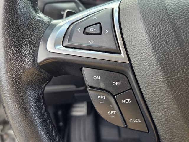 Used 2018 Ford Edge Titanium w/ Technology Package FWD image 29