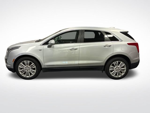 Used 2019 Cadillac XT5 Premium Luxury FWD image 2