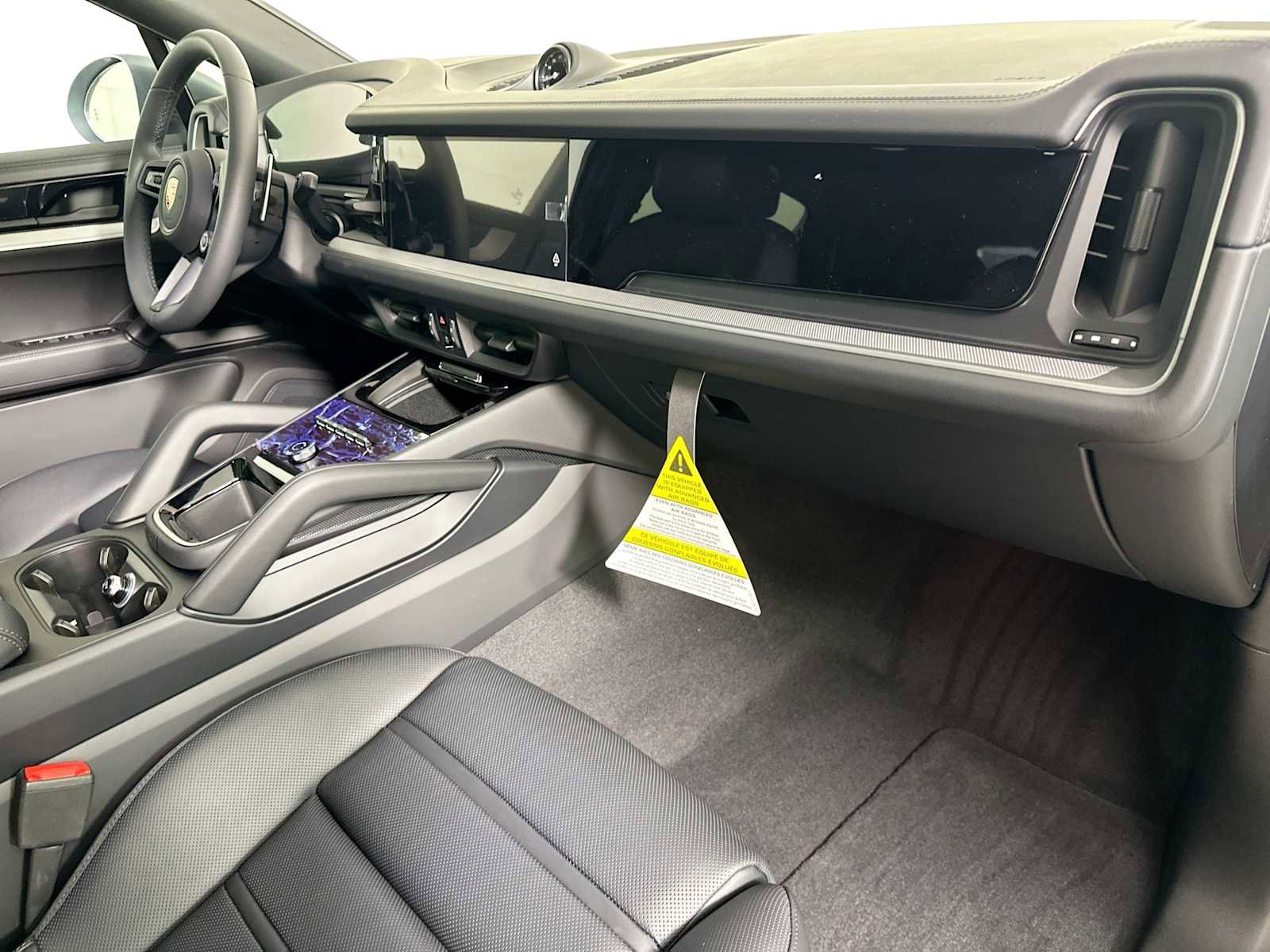 New 2025 Porsche Cayenne Coupe image 29