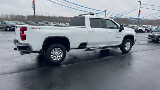 Used 2024 Chevrolet Silverado 3500 LT w/ Convenience Package image 6
