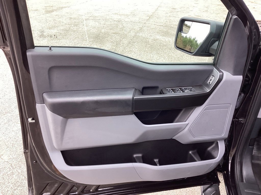 Used 2023 Ford F150 XL w/ XL Chrome Appearance Package image 18