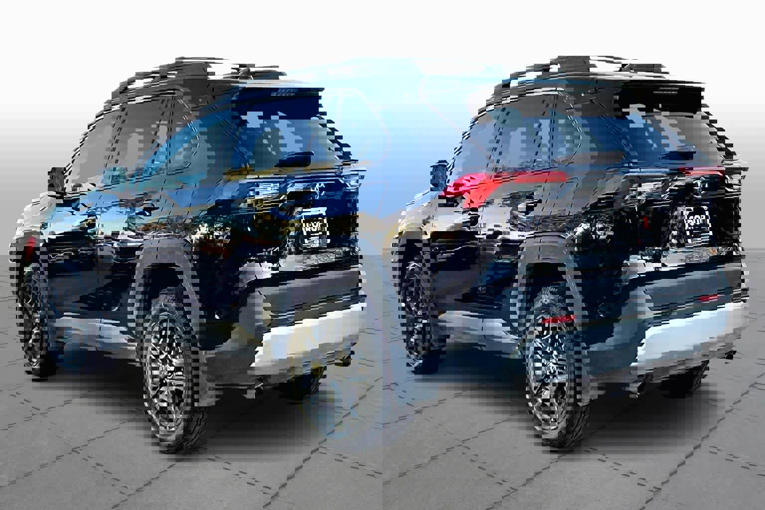 Used 2023 Toyota RAV4 Adventure image 11