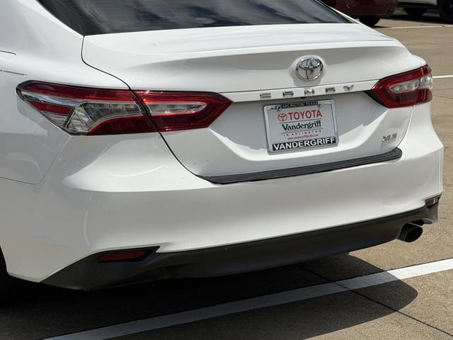 Used 2020 Toyota Camry XLE FWD image 6