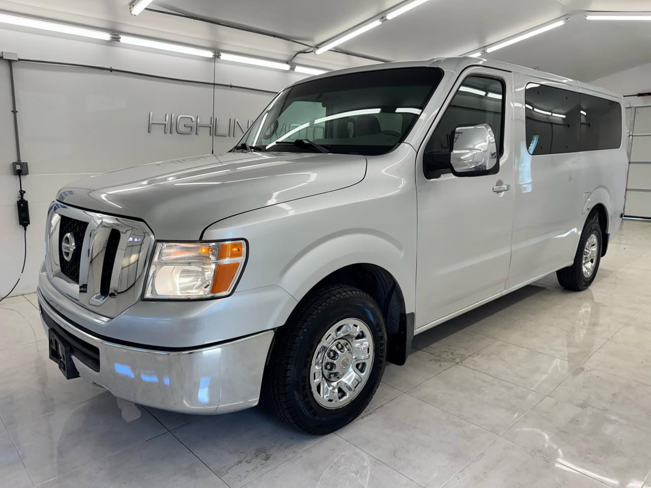 Used 2014 Nissan NV 3500 SV w/ Technology Package RWD image 1