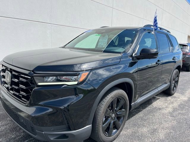 Certified 2025 Honda Pilot Black Edition