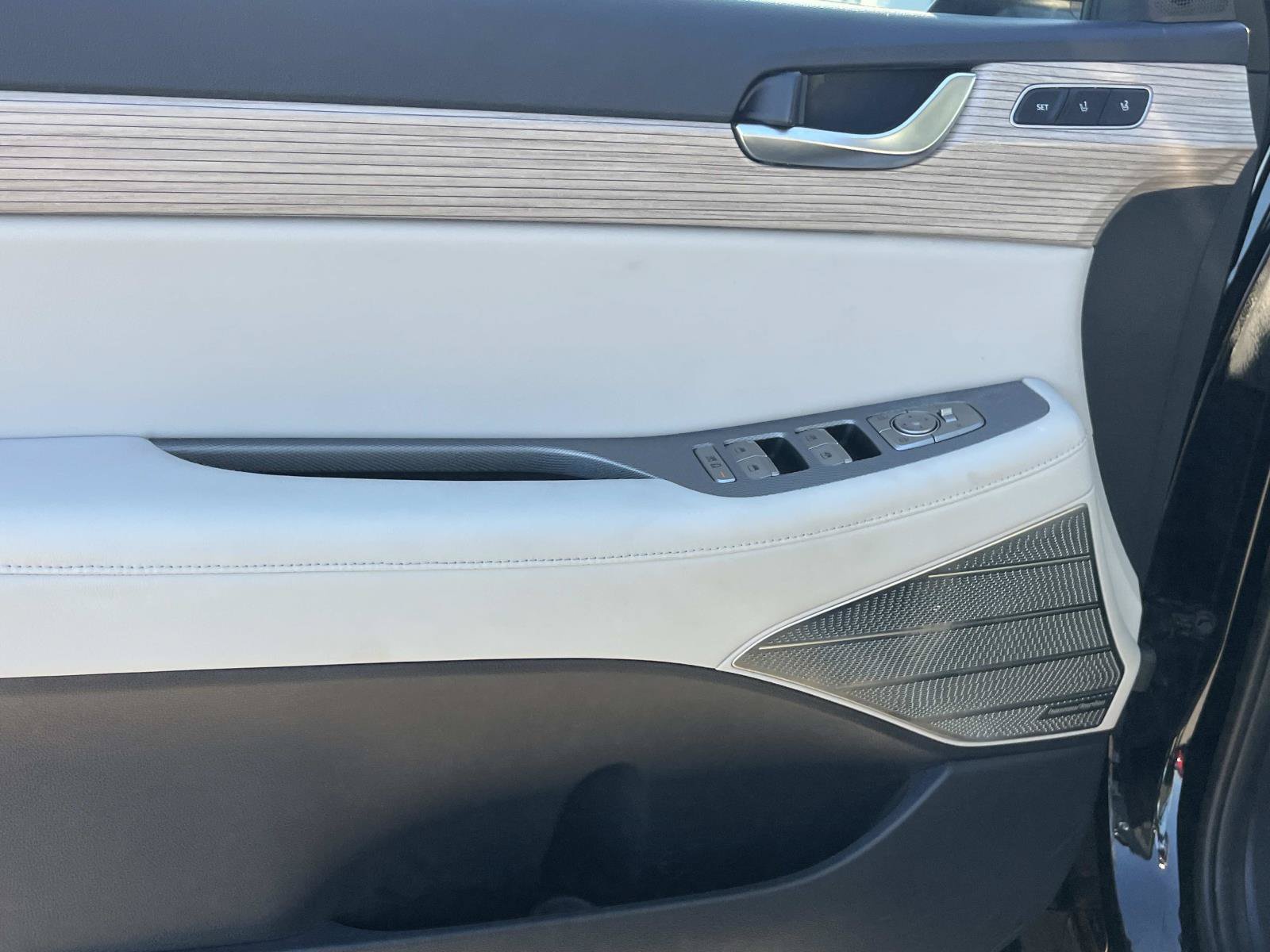 Used 2022 Hyundai Palisade Limited FWD image 29