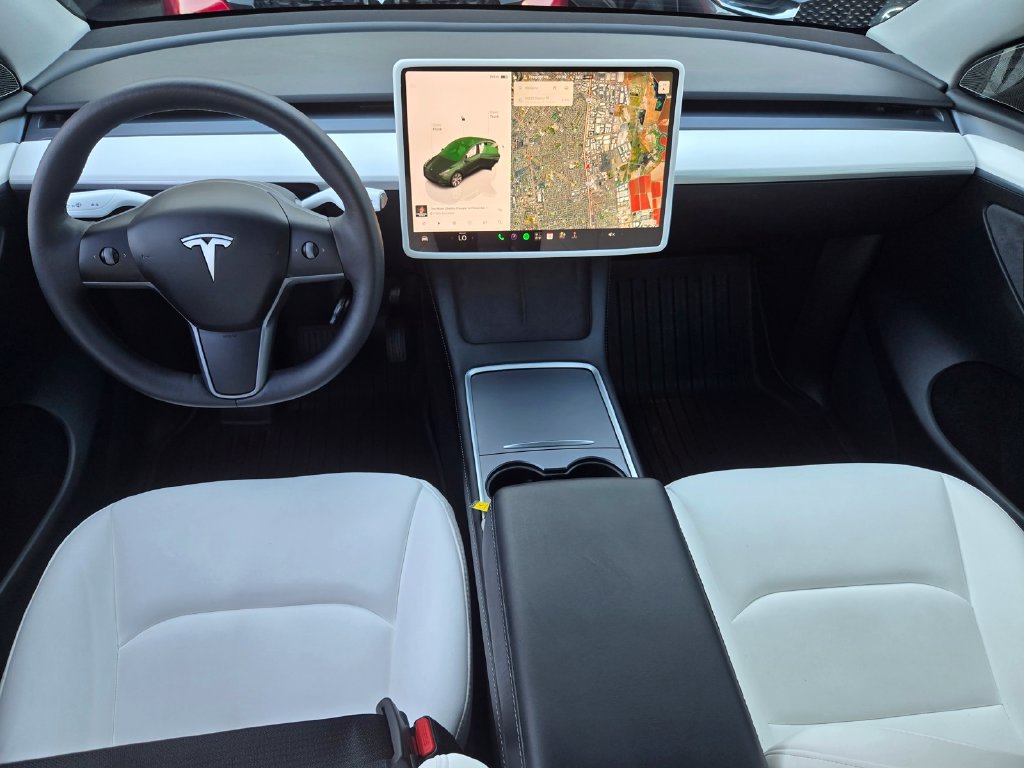 Used 2024 Tesla Model Y Long Range AWD/4WD image 15