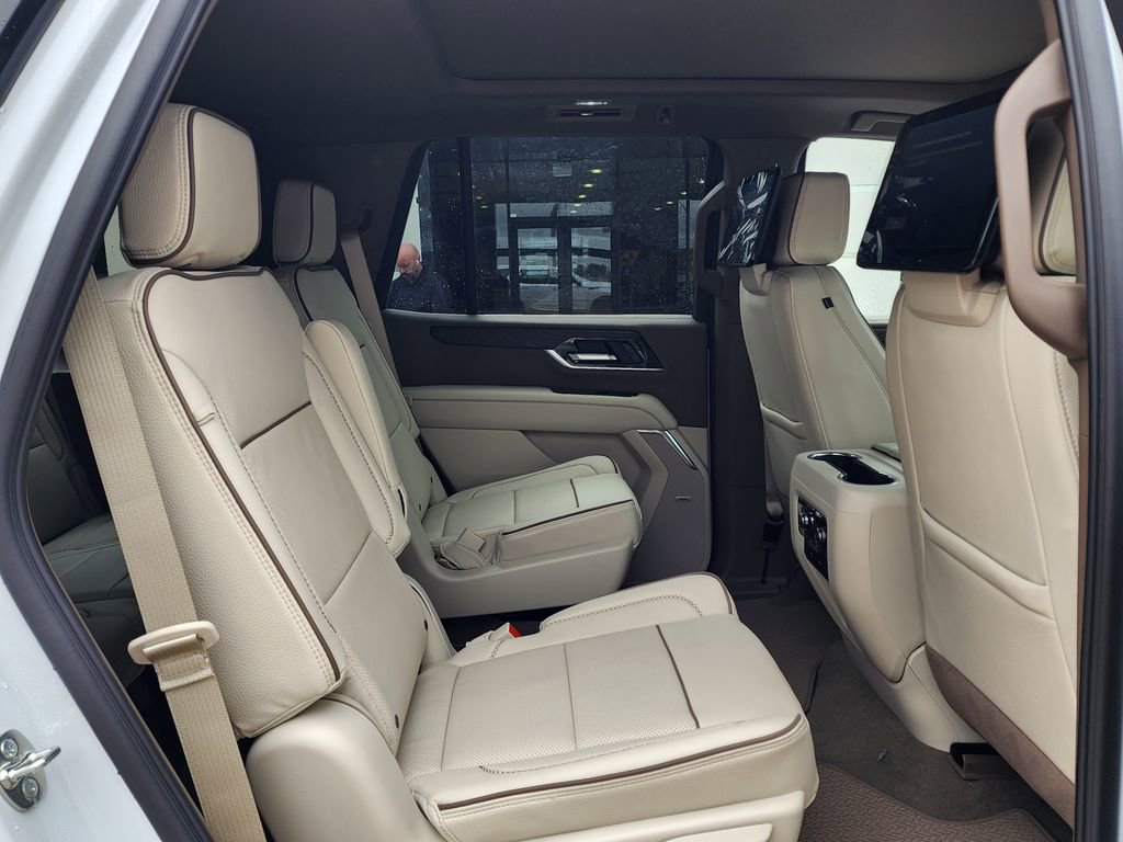 New 2026 GMC Yukon Denali w/ Denali Reserve Package AWD/4WD image 52
