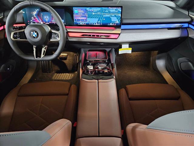 Used 2027 BMW 530i w/ M Sport Package RWD image 15