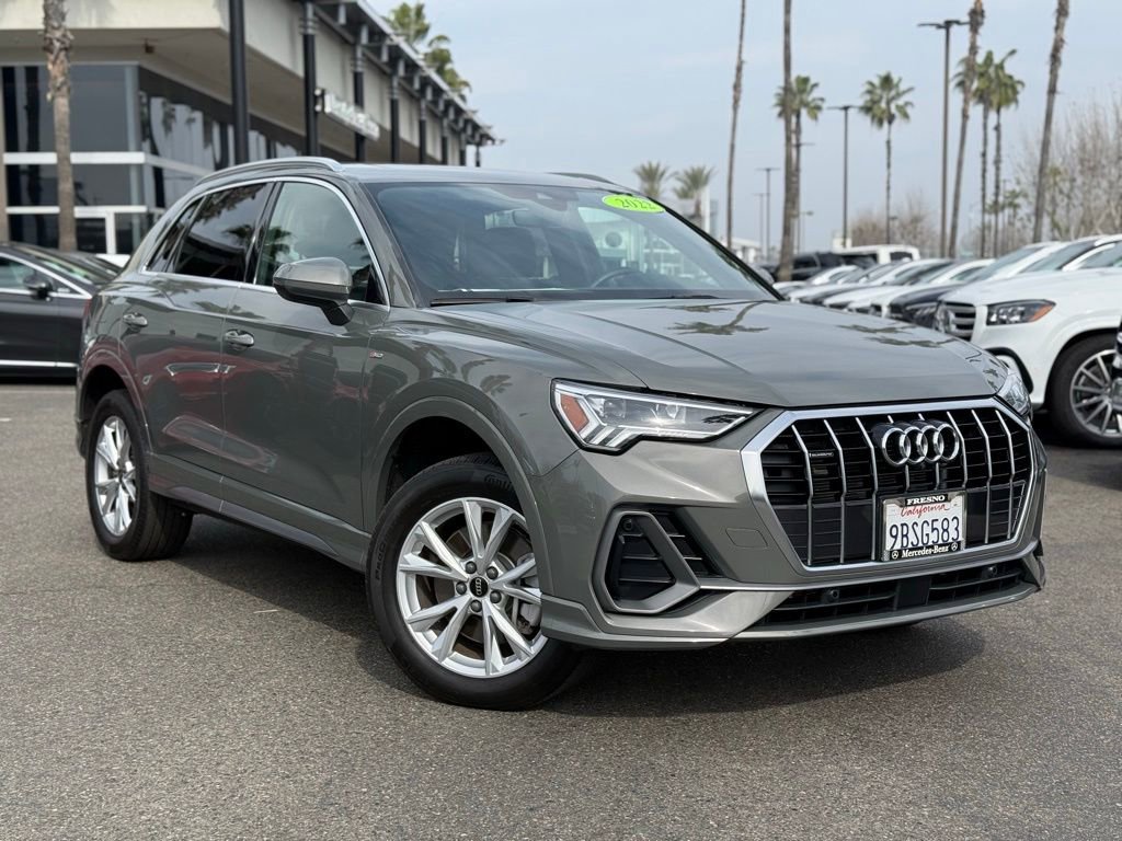 Used 2022 Audi Q3 2.0T Premium Plus w/ Premium Plus Package image 1