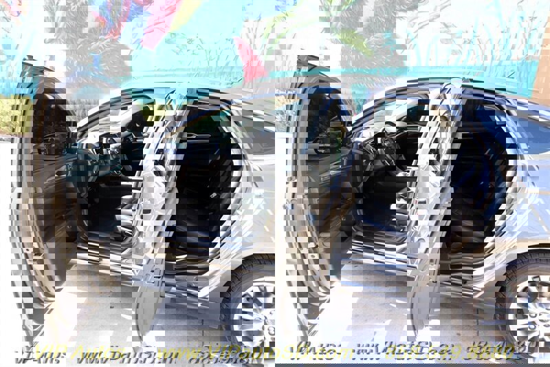 Used 2018 Ford Fusion Energi SE image 6