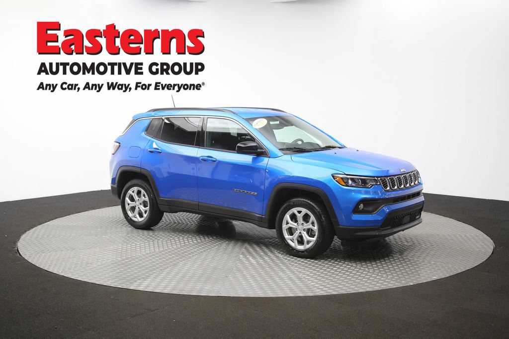 Used 2024 Jeep Compass Latitude AWD/4WD image 46