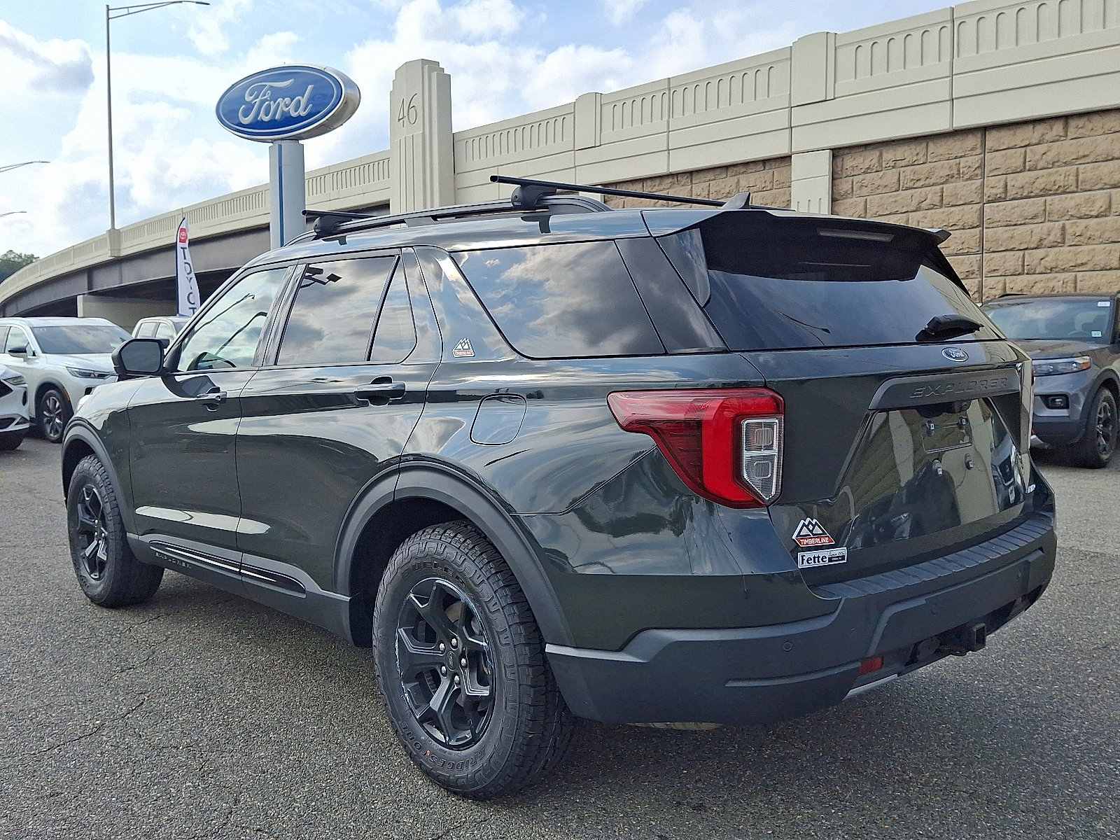 Certified 2022 Ford Explorer Timberline image 6