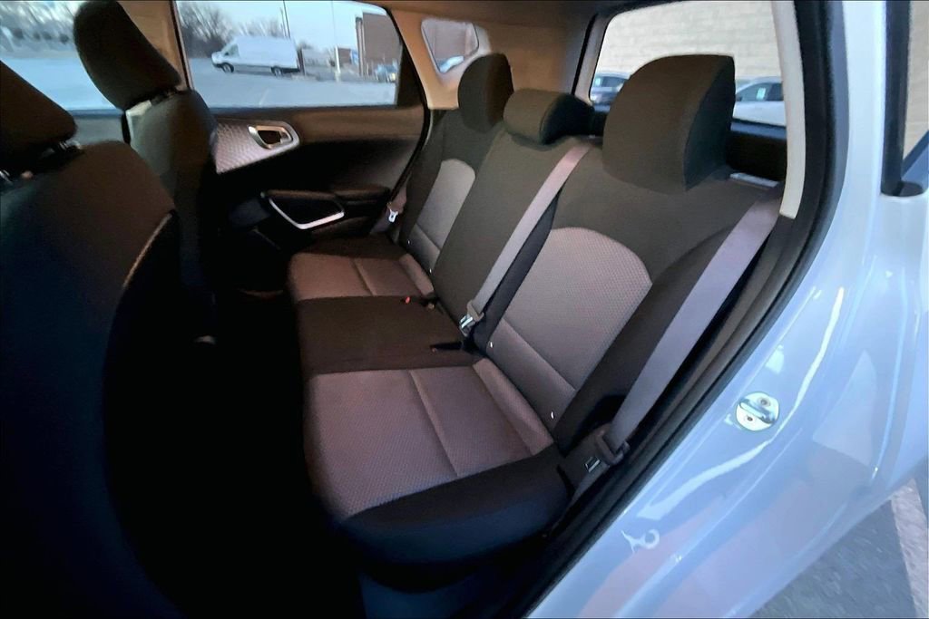 Used 2023 Kia Soul LX w/ LX Technology Package image 24