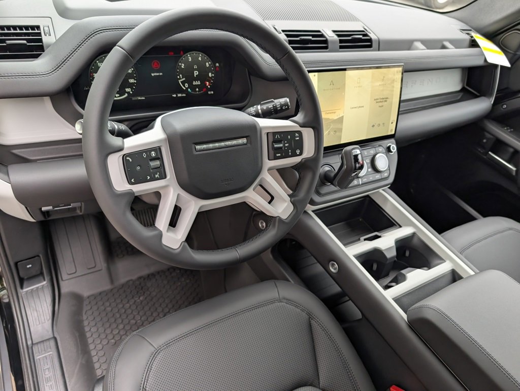 New 2026 Land Rover Defender 110 S image 4