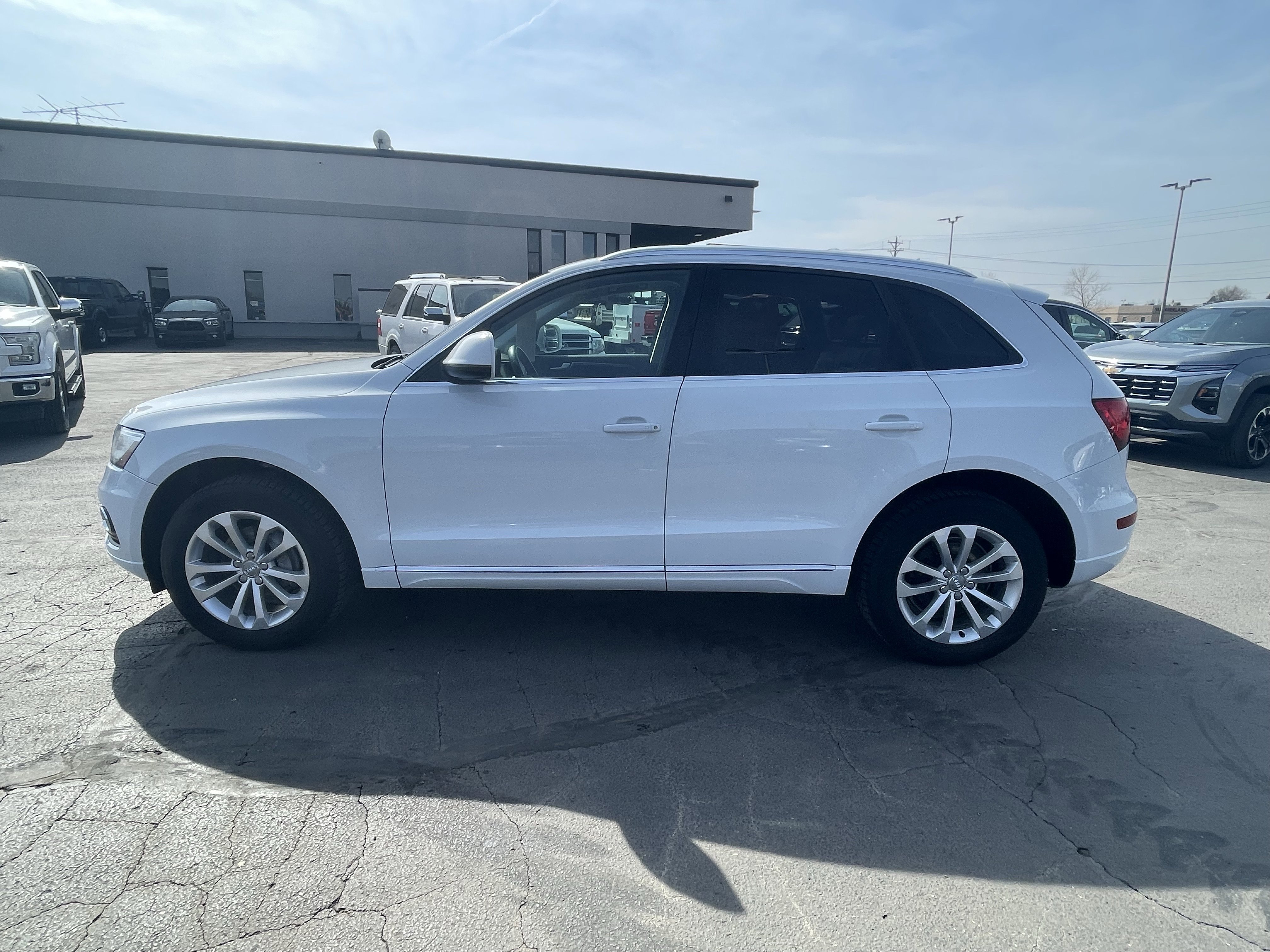 Used 2014 Audi Q5 2.0T Premium Plus w/ Premium Plus Package image 5