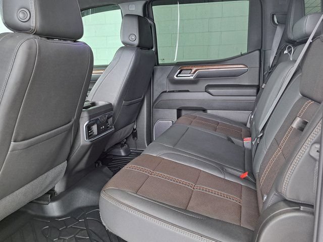 Used 2023 Chevrolet Silverado 1500 High Country w/ Z71 Off-Road Package AWD/4WD image 27