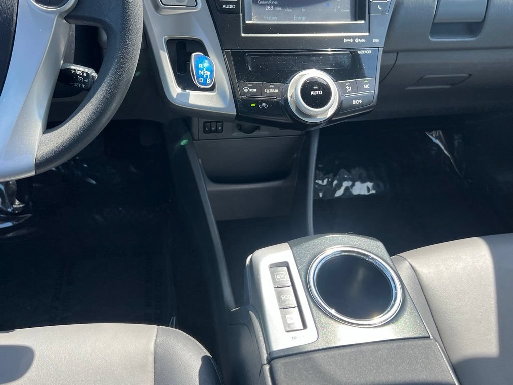 Used 2012 Toyota Prius V Five FWD image 19