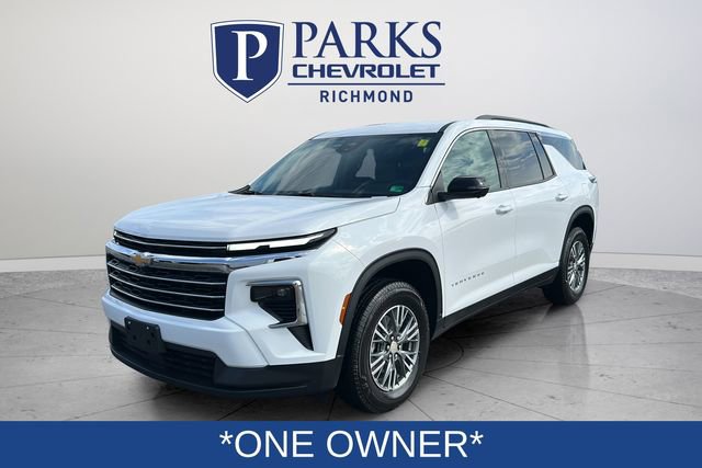 Certified 2025 Chevrolet Traverse LT w/ Driver Confidence Package image 3