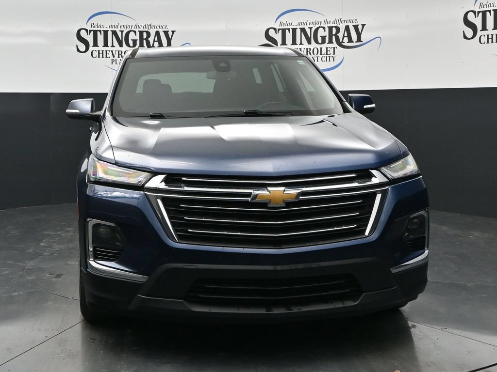 Certified 2023 Chevrolet Traverse LT FWD image 2