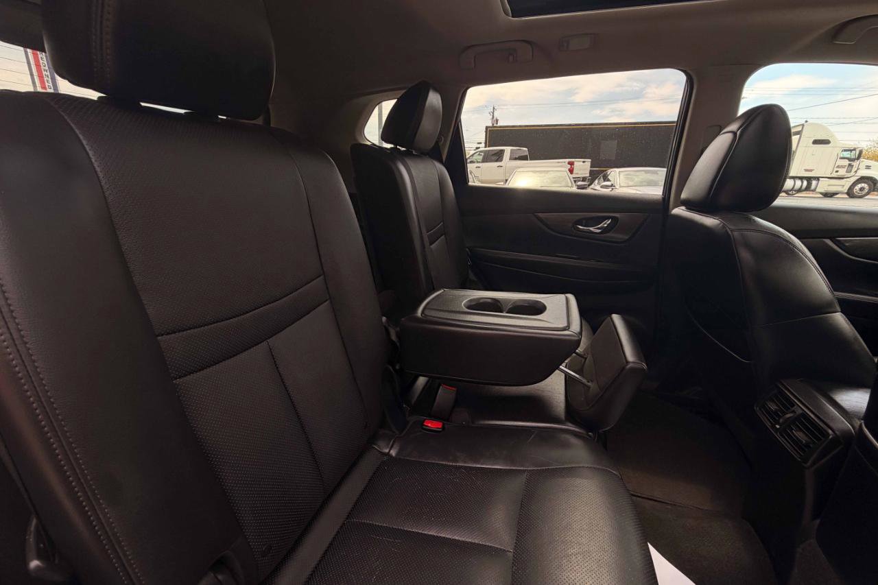 Used 2015 Nissan Rogue SL w/ SL Premium Package image 21