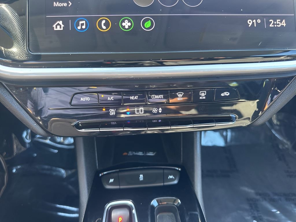 Used 2022 Chevrolet Bolt EUV LT image 17