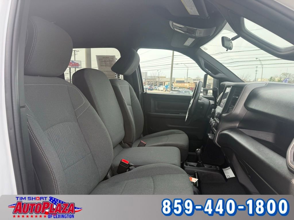 Used 2024 RAM 3500 Tradesman image 27