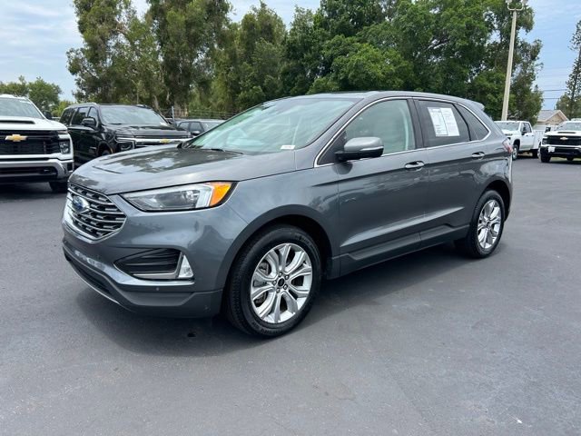 Used 2023 Ford Edge Titanium AWD/4WD image 2