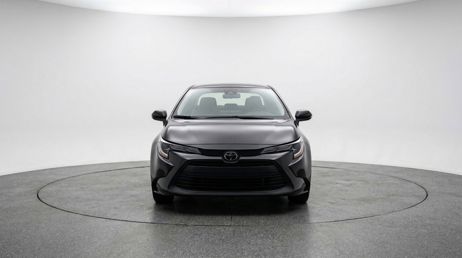 Used 2025 Toyota Corolla LE image 2