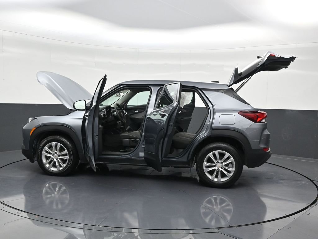 Used 2022 Chevrolet TrailBlazer LS FWD image 35