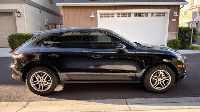 Used 2021 Porsche Macan AWD/4WD image 9
