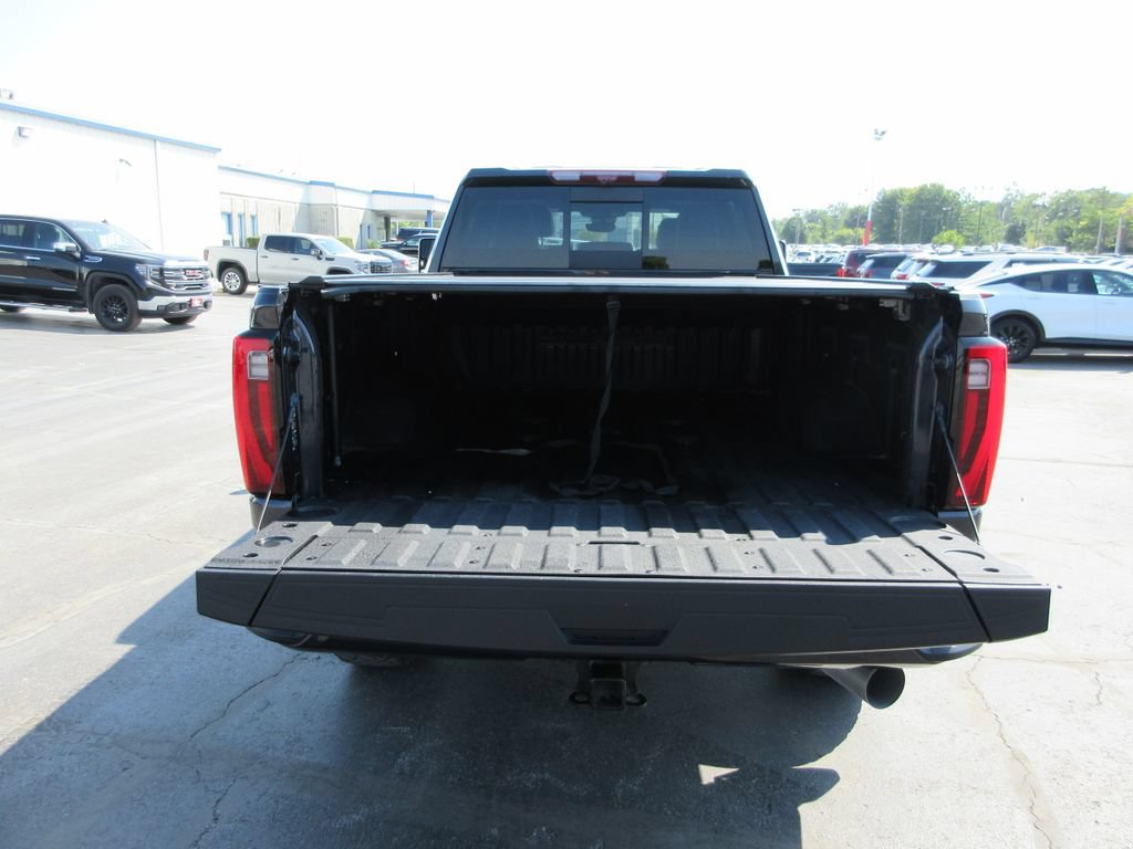 Certified 2024 GMC Sierra 2500 Denali Ultimate AWD/4WD image 8