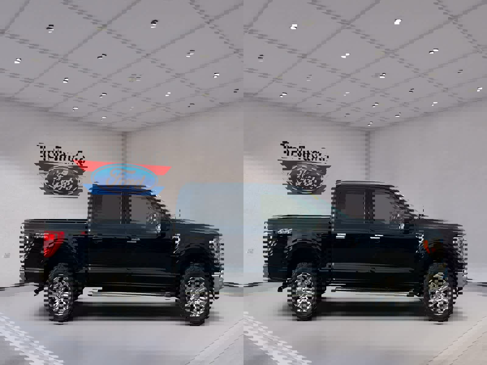 Certified 2022 Ford F150 XLT w/ Equipment Group 302A High image 4