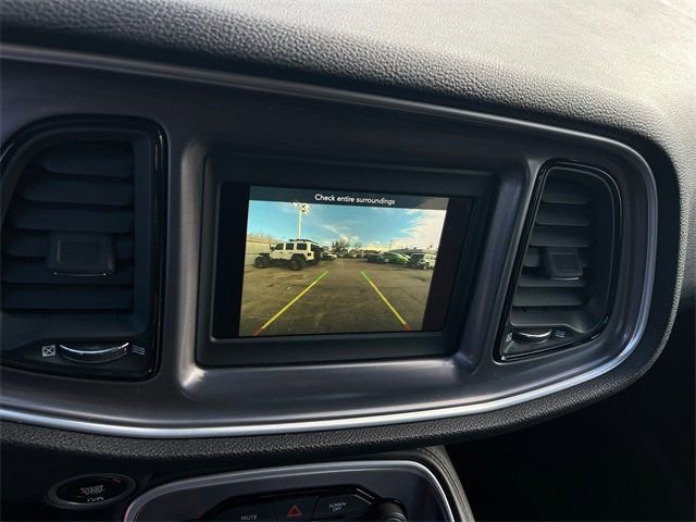 Used 2021 Dodge Challenger SXT image 15