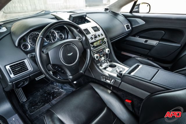 Used 2011 Aston Martin Rapide RWD image 2