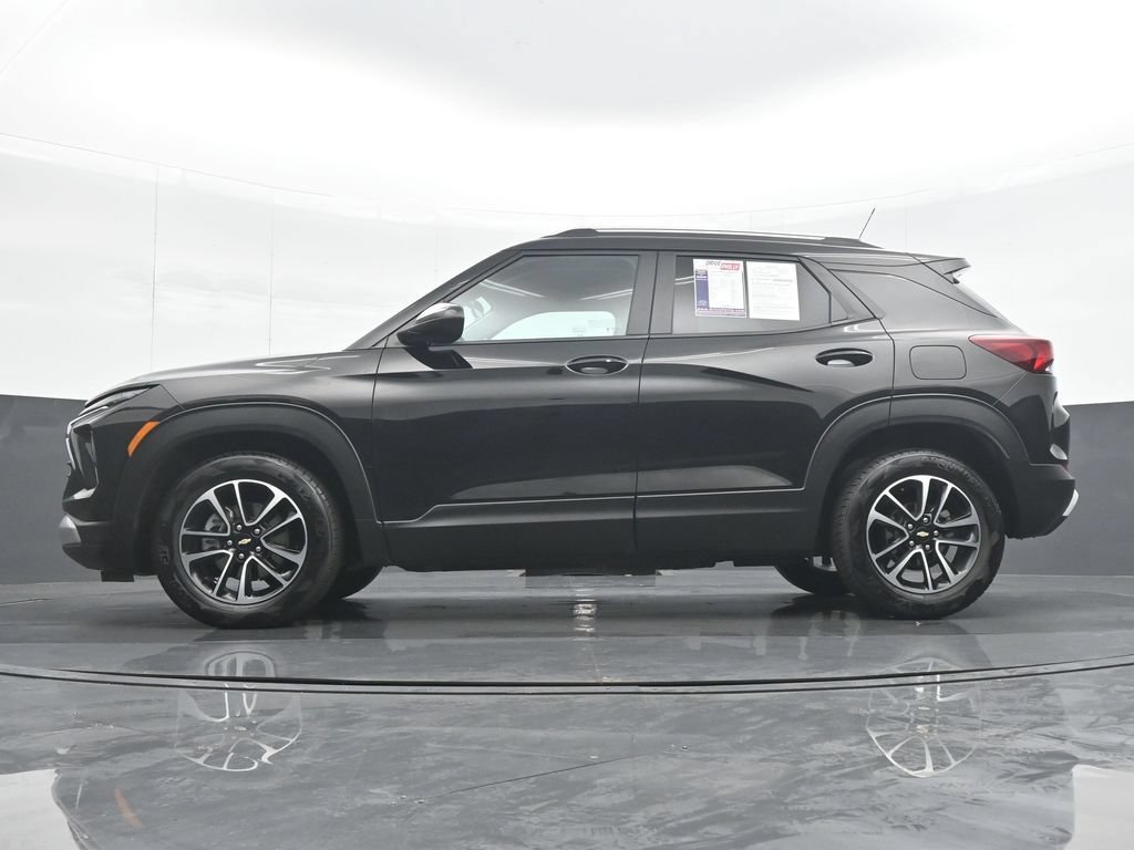 Used 2025 Chevrolet TrailBlazer LT FWD image 27
