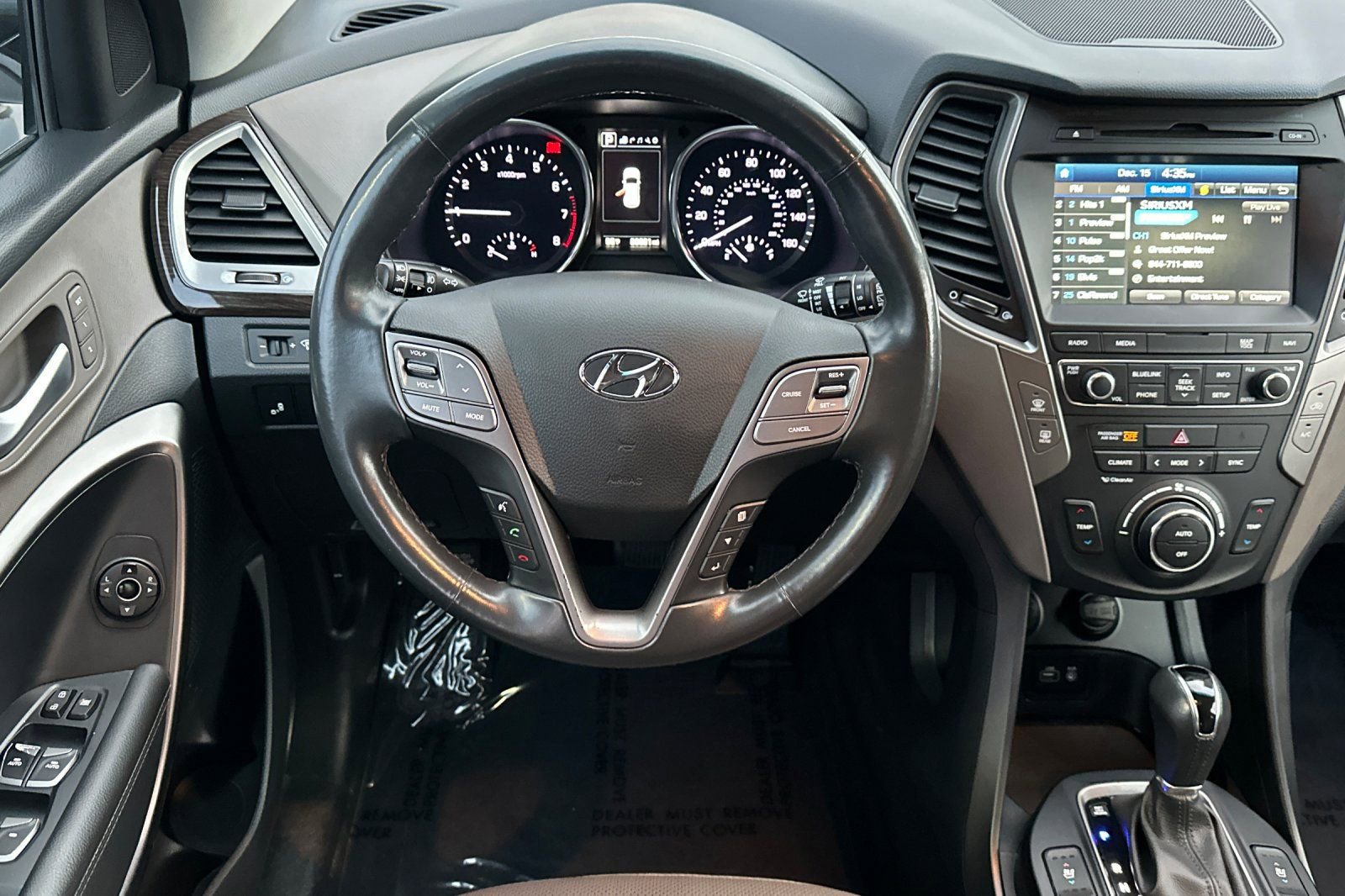 Used 2017 Hyundai Santa Fe Sport image 15