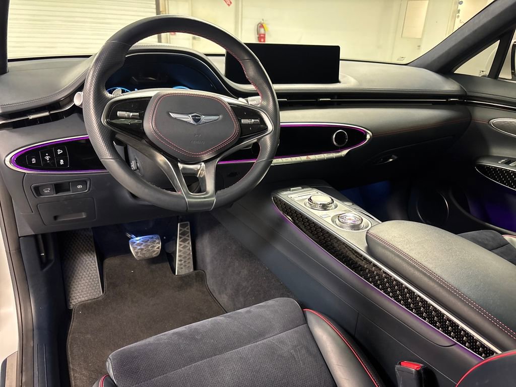 Used 2022 Genesis GV70 3.5T Sport w/ Sport Prestige Package image 26