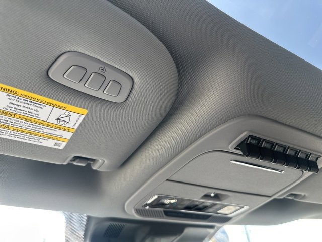 New 2025 Ford F250 Lariat w/ Lariat Ultimate Package image 37